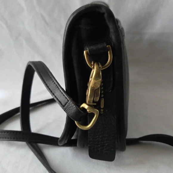 Vintage Leather Coach Pocket Purse 9755 - Picture 4 of 16